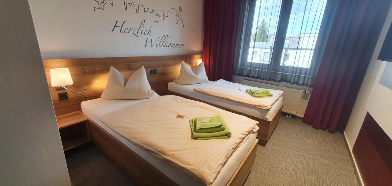 Hotel Wettiner Hof Riesa Exteriör bild